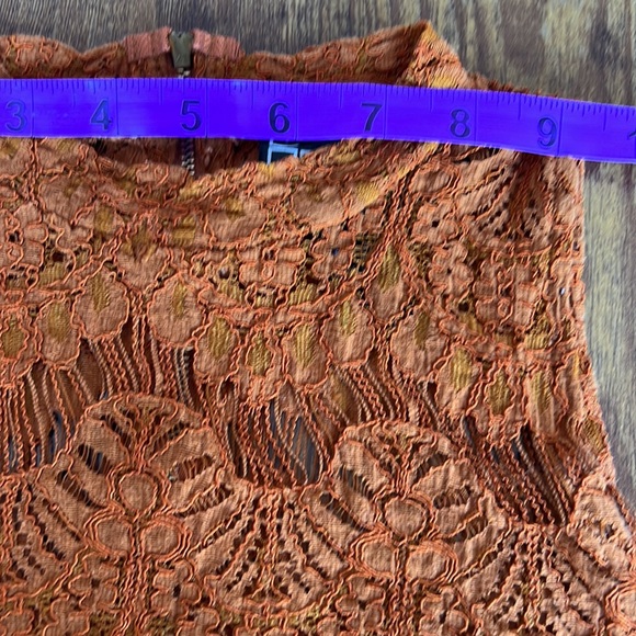 Lace Open Back Crop Top Women Size Large Sleeveless Burnt Orange Blouse - Picture 11 of 15